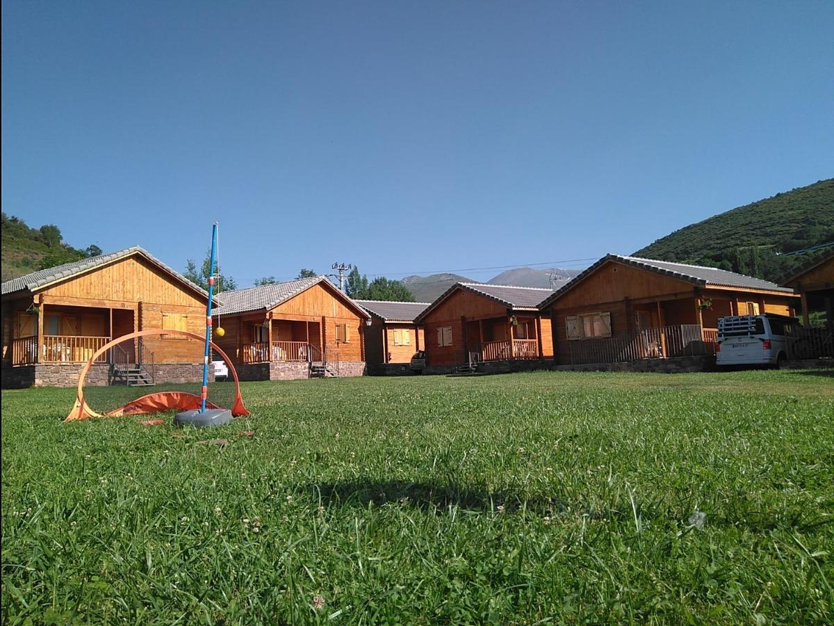 Bungalows Laspaules Laspaúles Exterior foto